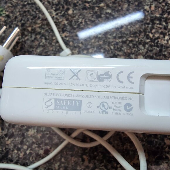 Genuine Original Magsafe 2 60W Charger A1435 for APPLE MacBook Pro A1435 - Picture 4 of 4